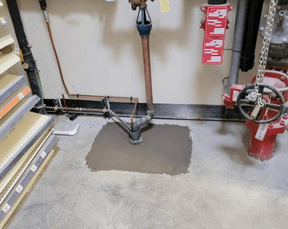 <p style="font-family: 'Poppins', sans-serif; font-weight: 700; font-size:24px;">COMMERCIAL PLUMBING</p>
